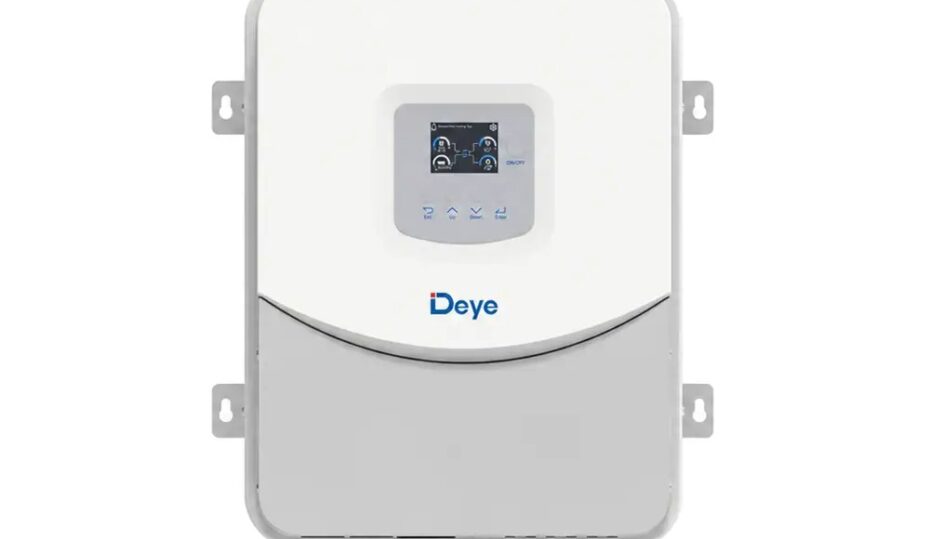 Onduleur solaire hors réseau Deye 6,6 kW SUN-6.6K-OG03LP1 vue de face Onduleur solaire hors réseau Deye 6,6 kW SUN-6.6K-OG03LP1-EU-AM2 vu de face, écran LCD